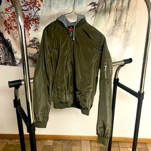 (SIZE Small) bomber jacket with hood